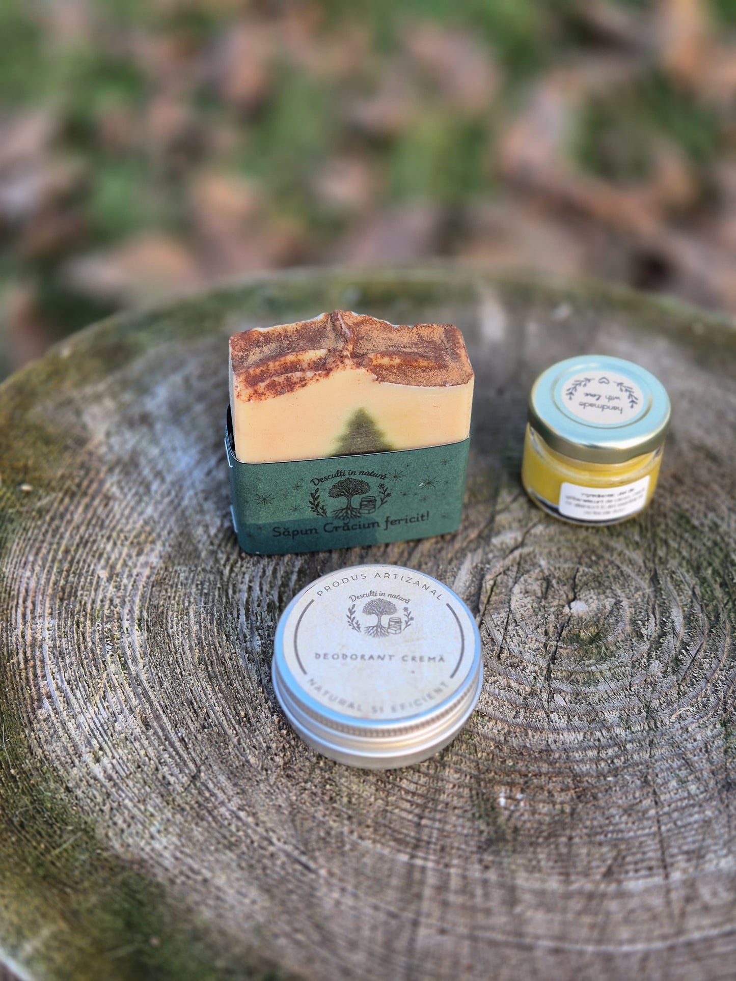 Săpun Crăciun Fericit natural cu scorțișoară - parte din pachetul cadou complet si crema cu deodorantul
