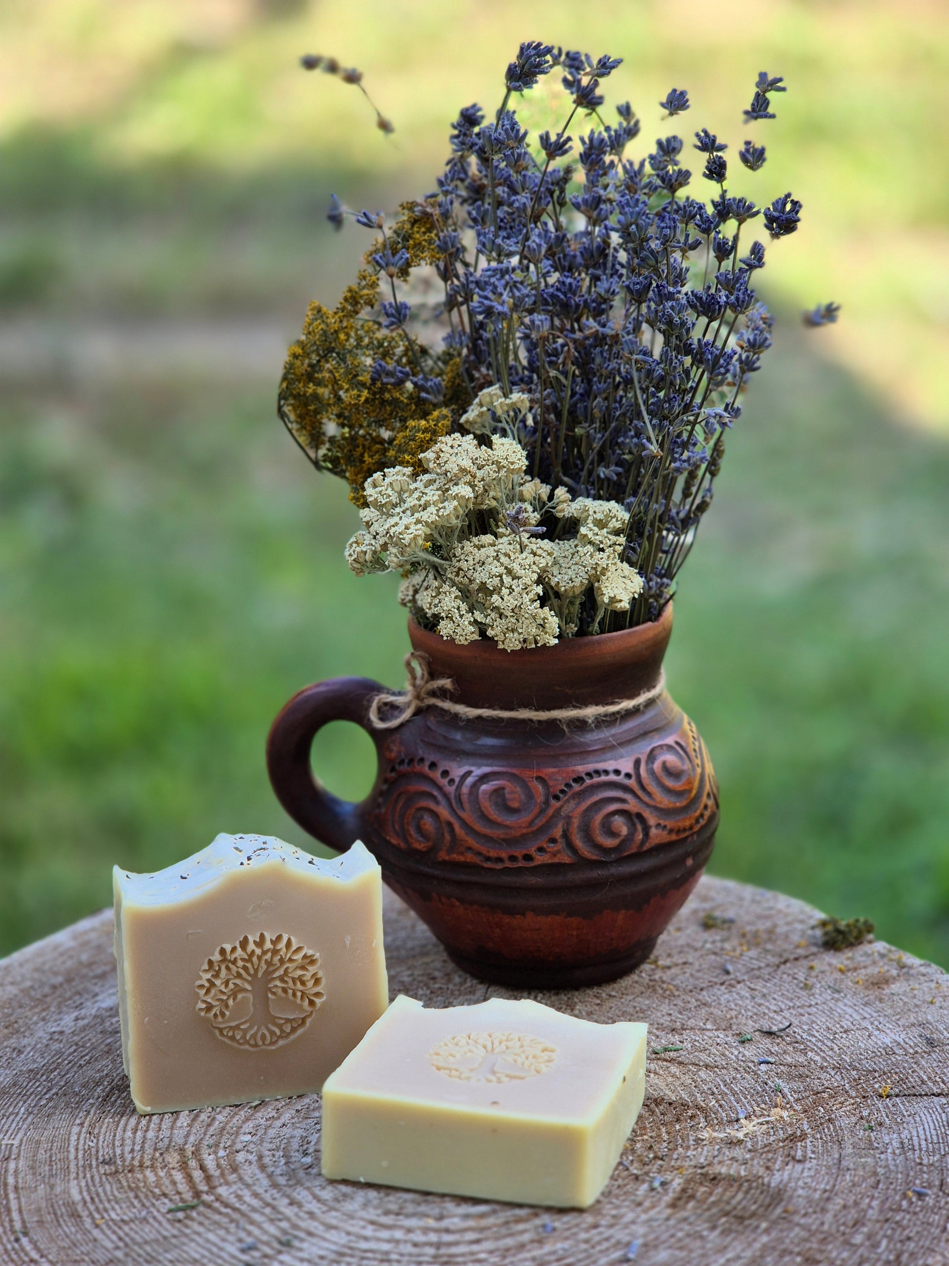 Săpun natural cu mentă și eucalipt - produs artizanal - Desculți în Natură
