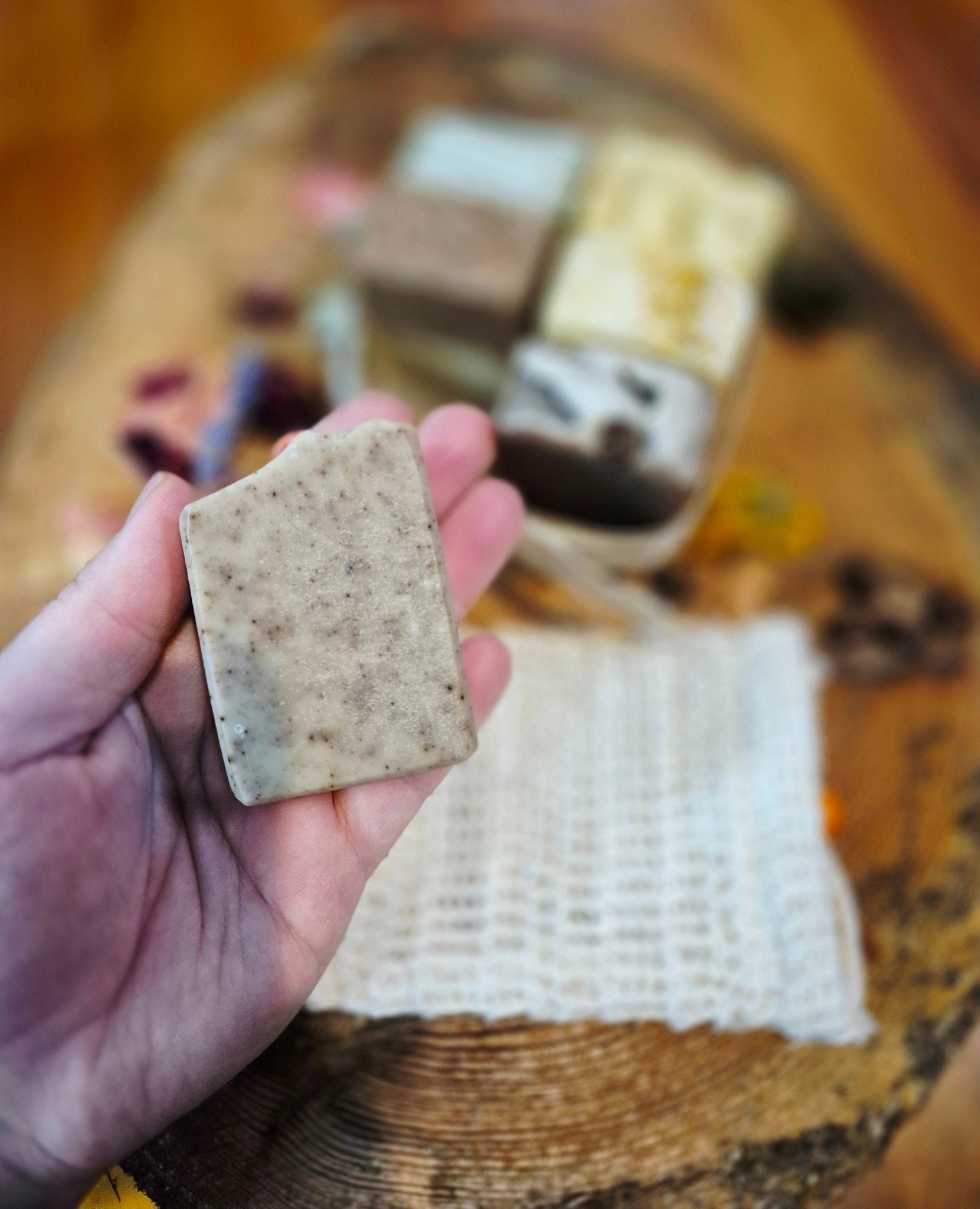 Set Mini Săpunuri Naturale - 👣 Desculți în Natură